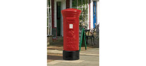 Hornby Skaledale Post Box - R8579