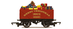 R60015 - Hornby Christmas Wagon 2021