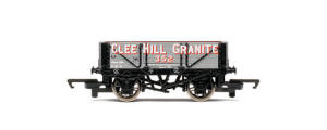 Hornby Model Railway - Glee Hill Granite Four Tank Plan Wagon - R6320