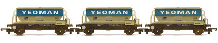 Model Railway Wagon - Hornby Yeoman PGA Hopper - Three Wagon Pack - Weathered - R6486