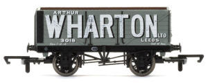 Hornby 'Arthur Wharton' - 7 Plank Wagon - R6758