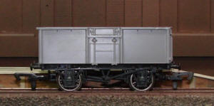 Dapol Model Railway Wagon - Unpainted 16T Mineral Wagon - A008