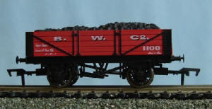 Dapol Model Railway Wagon - 4 Plank B W Co - B755