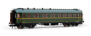 Electrotren HO Guage Model Railway - Hornby International - HE15002 1st and 3rd class Coach, RENFE - AAC 331