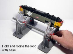 Proses - Rotating Loco Cradle OO HO or N scale models - PROLB-902